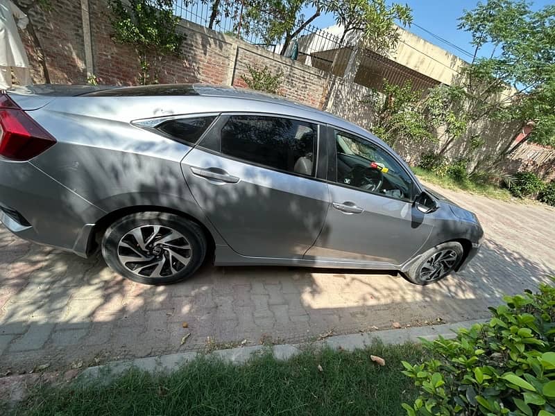 civic 2019 in good condition 2