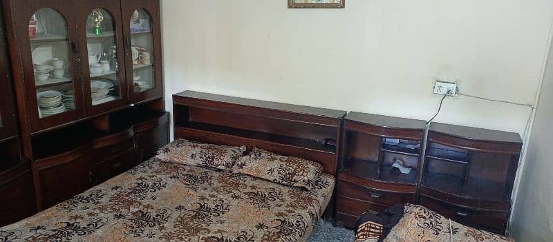 Double Bed With Side tables, Also with large Wood Cabinet 8