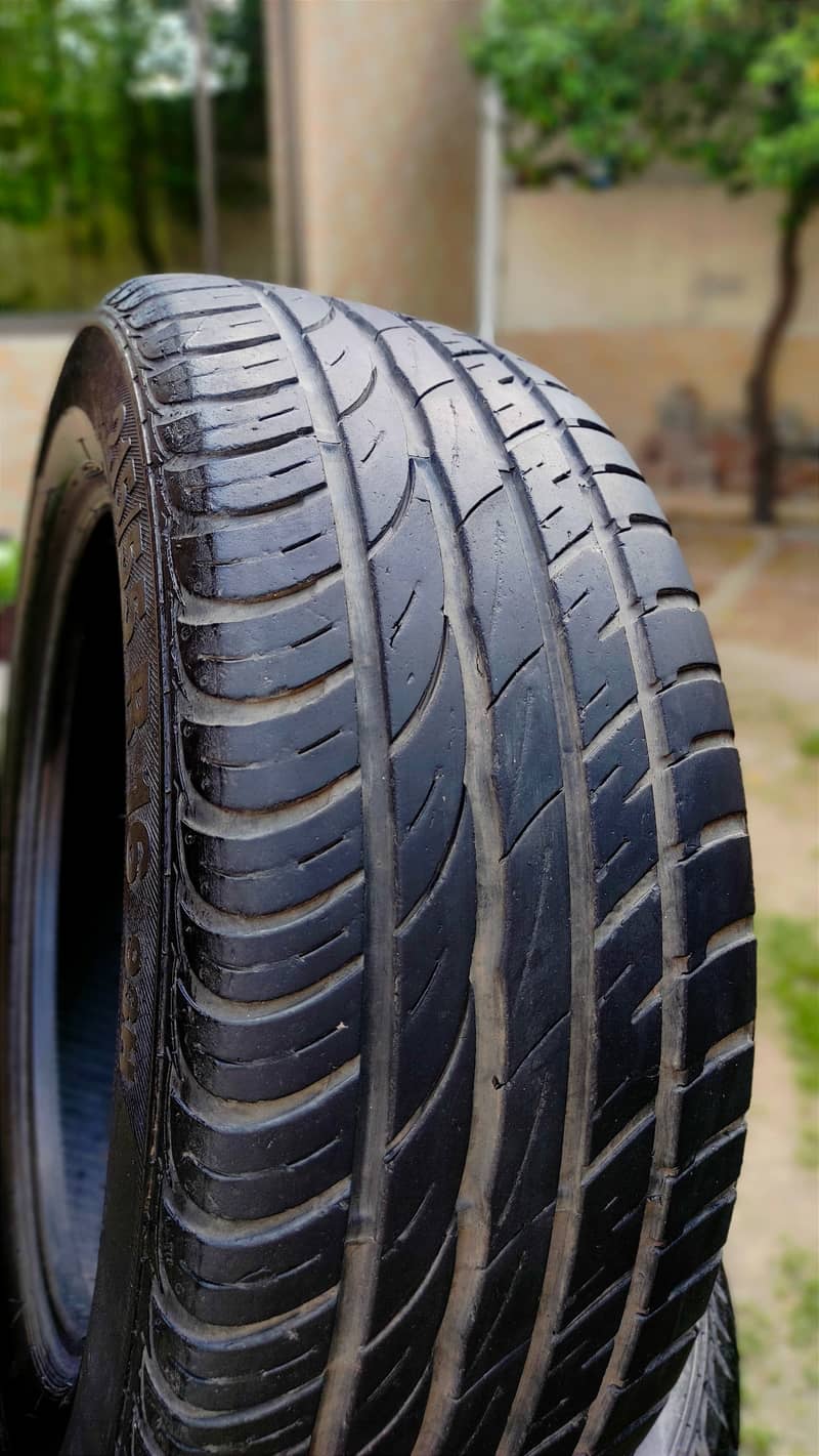 Mint Condition used Tyre For Sale 2