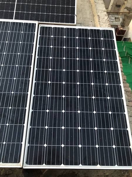 2 penals 250 watt solar panels 1