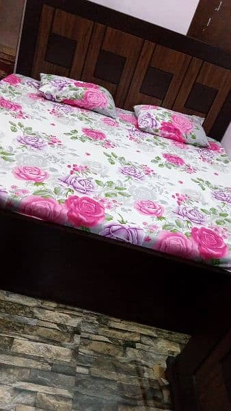 bed, wardrobe and dressing table for sale 1