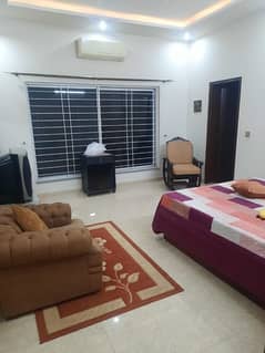 1 Kanal Beautiful Modern House For Rent With Gas In Lake City Sector M3