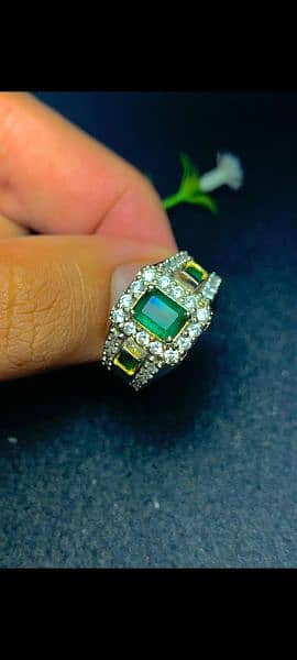 Natural Emerald in 925 pure silver Amazing Design Ring 1