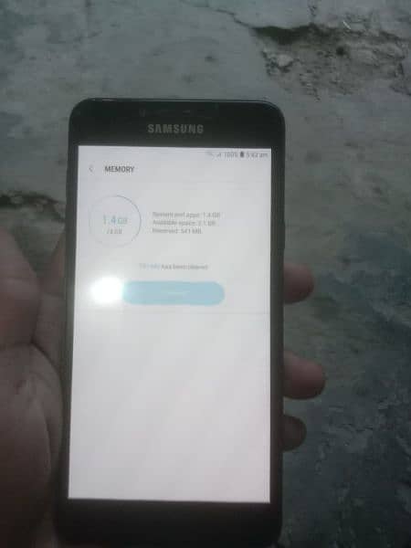 Samsung Galaxy C7 Pro 1