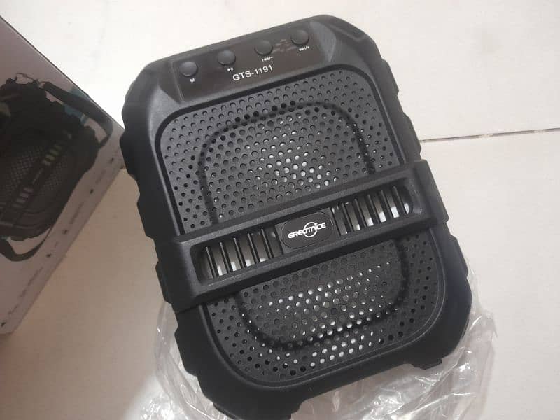 mp3 rechargeable 6.5 inch speaker 6