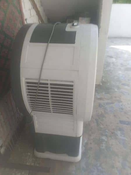Air Cooler good condition 100% working  no repair 3