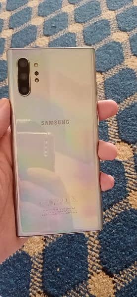Samsung Note 10 + 12/ 256 6