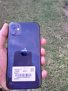 iPhone 11 128 GB 93% pta approved
