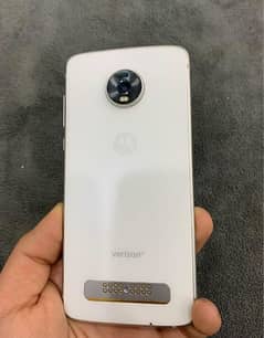 Moto Z4 4/128 GB in lush condition PTA approved