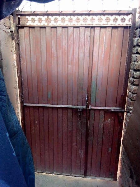 iron gate   second hand price 15000 #contact number#03096942641 1
