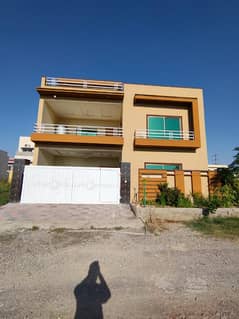 10 Marla Brand New House Available For Sale 0