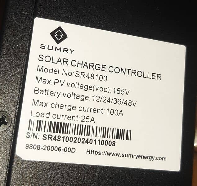 solar MPPT 100amp solar charger controller not inverter 2