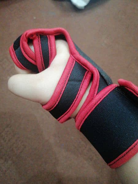 gym exercise gloves 3