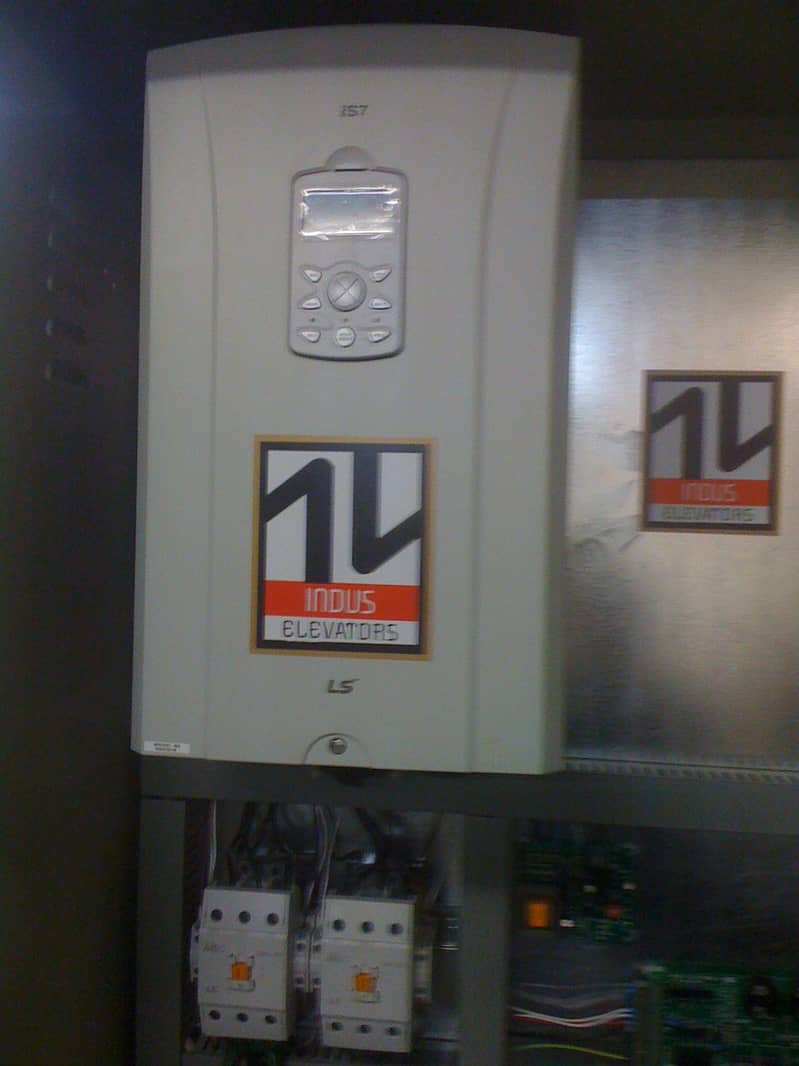 LIFT CARDS, INVERTERS, CONTROL PANEL 8