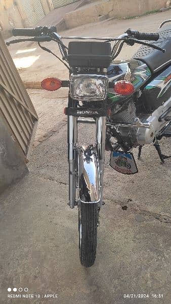 Honda 125  In Nice condition 6