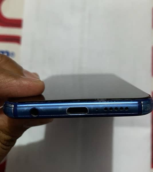 HUAWEI P20 lite, 8/10 condition PTA Approved 4