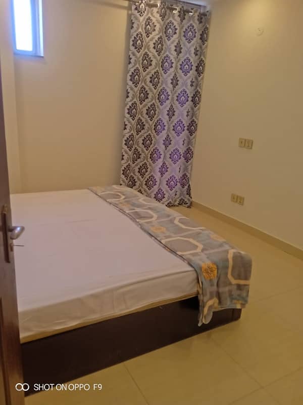 One bedroom apartment for rent on daily basis in bahria town 3