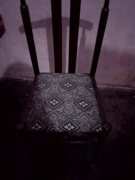 Real talli wood 8 chairs and 1 table 3