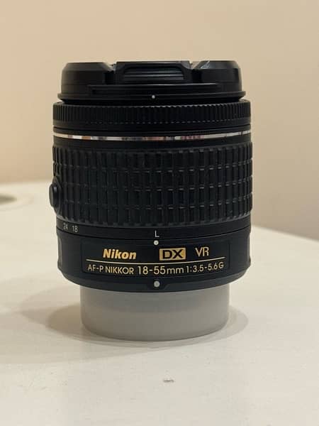 Nikon d5600 + Nikkor 50mm 1.8 + 18 - 55mm kit lens + Accessories 16