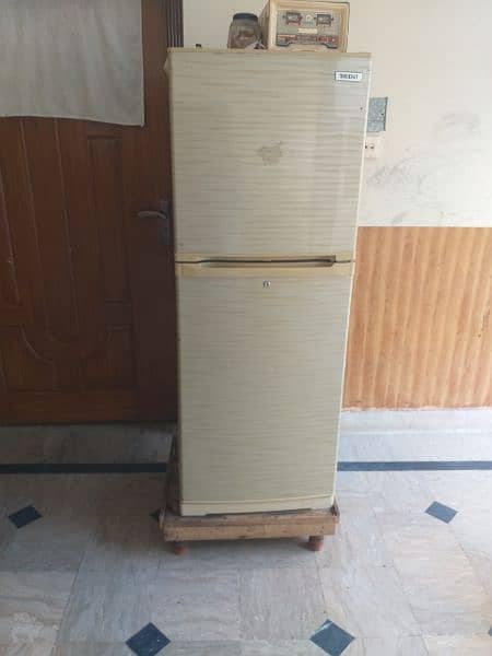 ORIENT Refrigerator Depalpur city Distt OKARA 4