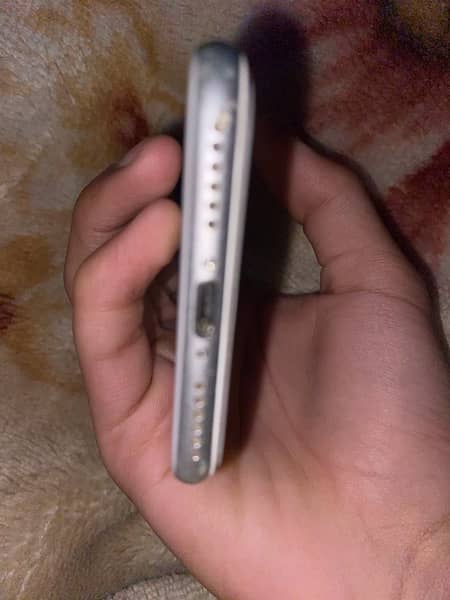 iPhone 7 non 128gn battery 81% condition 8.5/10 1