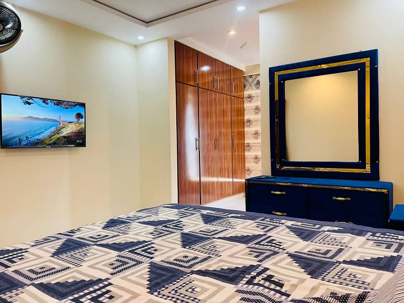 One bedroom VIP apartment for rent on daily basis in bahria town 6