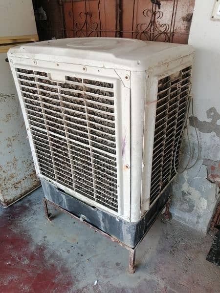 very good condition AC cooler 4