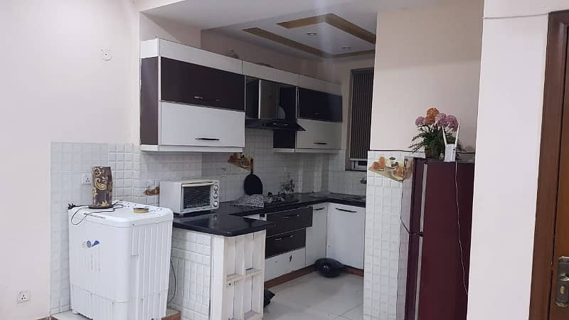 One bedroom VIP apartment for rent on daily basis in bahria town 7