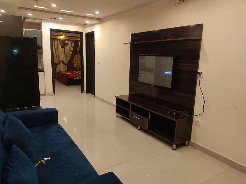 One bedroom VIP apartment for rent on daily basis in bahria town 5