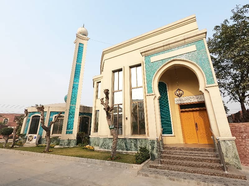 Near To Mosque 1 Kanal Spacious House Is Available In PGECHS Phase 1 For Sale 3