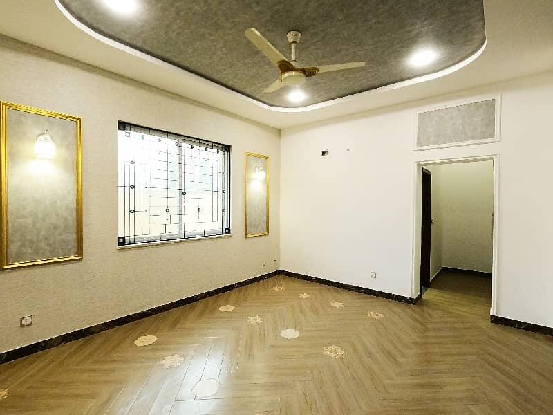 Near To Mosque 1 Kanal Spacious House Is Available In PGECHS Phase 1 For Sale 14