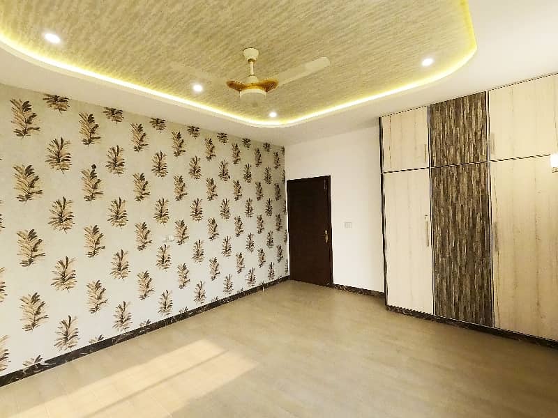 Near To Mosque 1 Kanal Spacious House Is Available In PGECHS Phase 1 For Sale 35