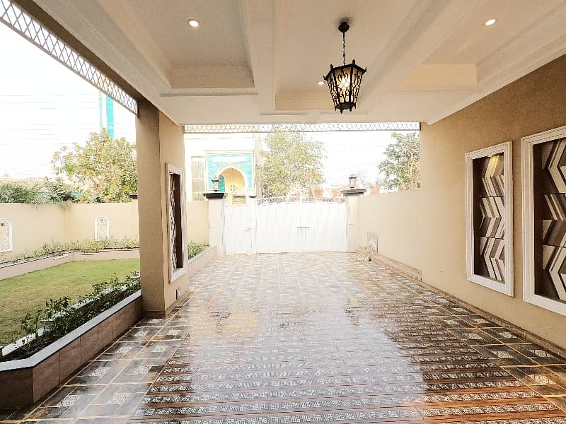 Near To Mosque 1 Kanal Spacious House Is Available In PGECHS Phase 1 For Sale 44