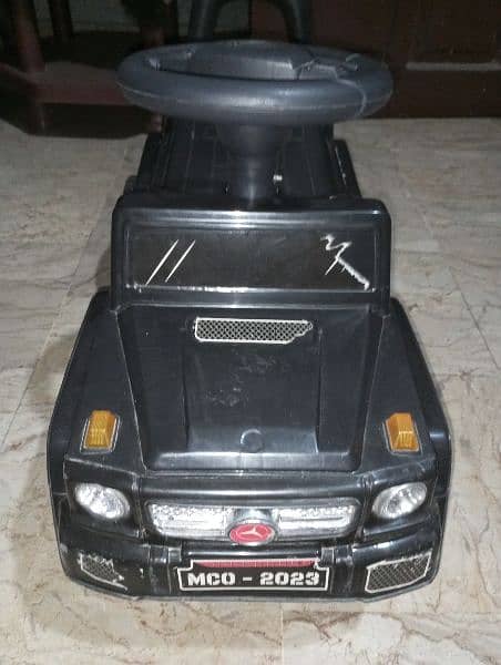 kids music car in very good condition 1