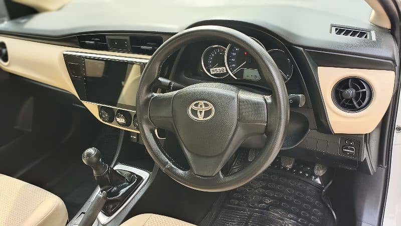 Toyota corolla GLI 2019 bumper to bumper 9