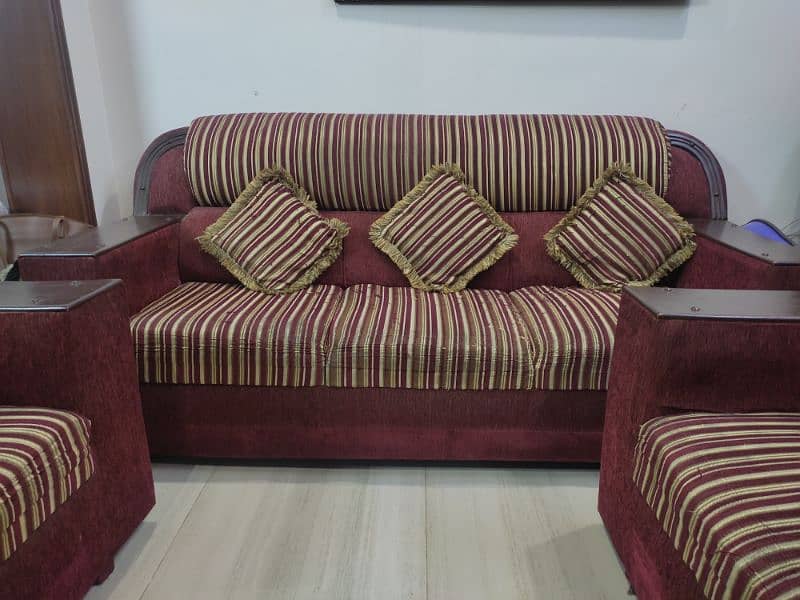 5 seater Sofa set for Sale 6