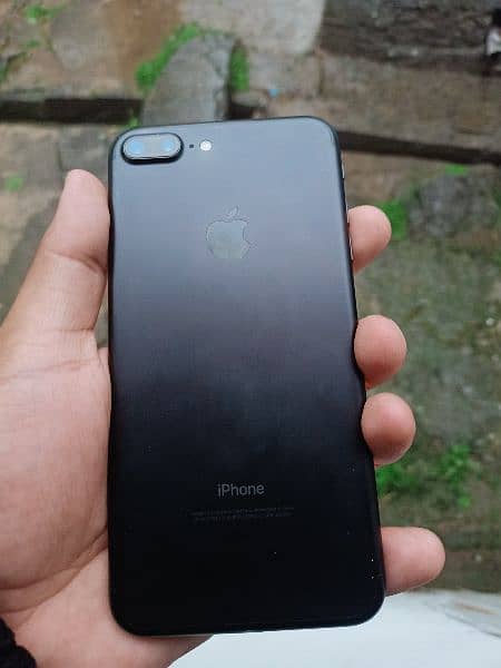iphone 7plus pta approved 10/10 condition 2