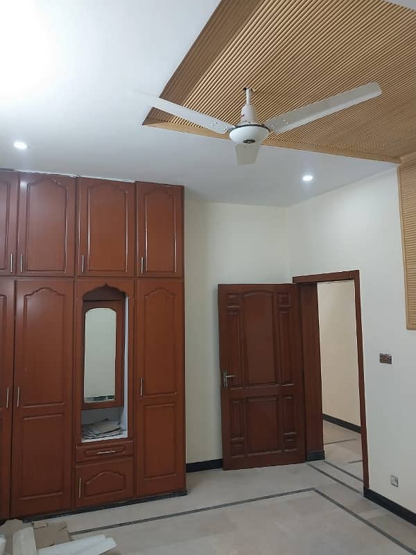 Your Dream 10 Marla House Is Available In Peshawar Road 3