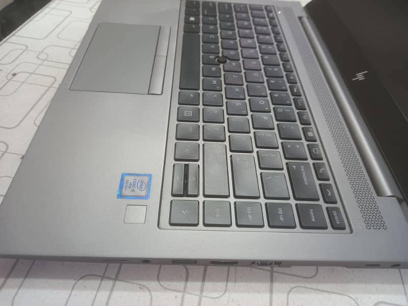HP ZBook Laptop 5