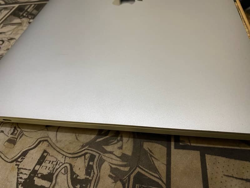 Macbook Pro 2019 16 inch ci7 32gb 512 3