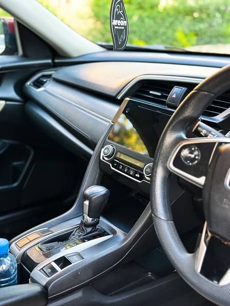 Honda Civic Oriel 1.8 i-VTEC CVT 2018 10