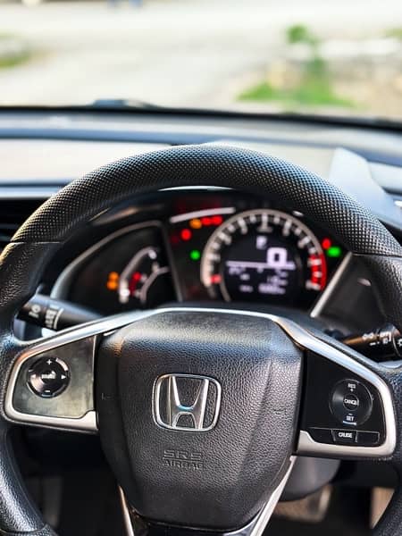 Honda Civic Oriel 1.8 i-VTEC CVT 2018 12