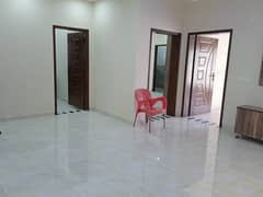 8 marla upper portion tile floor Available for rent