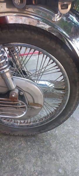 Motorcycle RA70 for sale in kamra 3