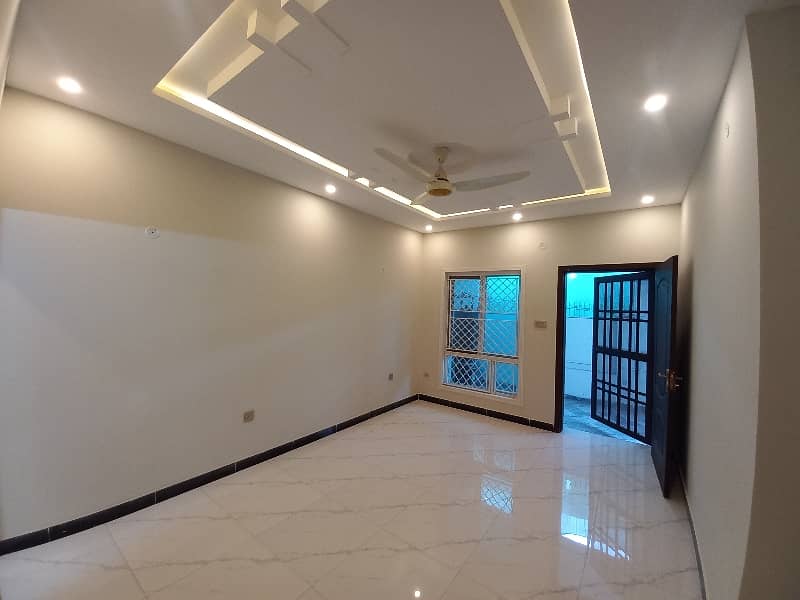 9 Marla Beautiful Double Storey House Far Sale With All Facilities 9