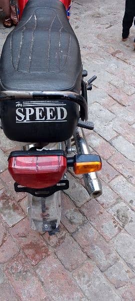 hi speed bike for sale condition engine tyre all ok 5