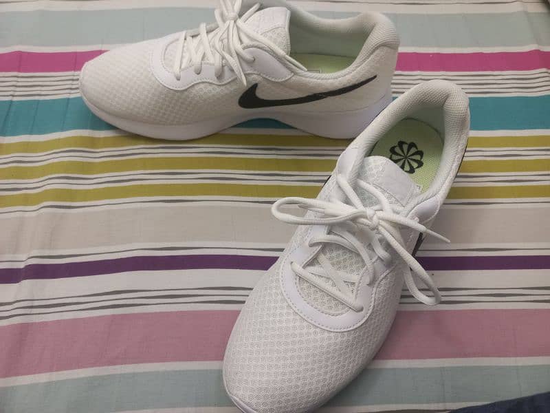 Nike Tanjun joggers for sale (Australian import) 1
