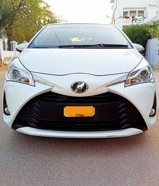 Toyota Vitz 1.0 Safety Edition 3 Top of the Line Variant Pearl White 1