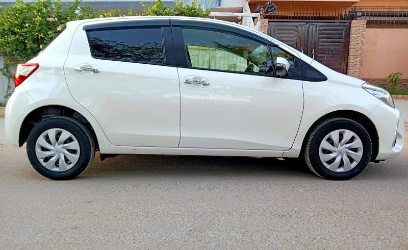 Toyota Vitz 1.0 Safety Edition 3 Top of the Line Variant Pearl White 6