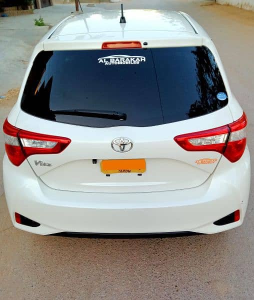 Toyota Vitz 1.0 Safety Edition 3 Top of the Line Variant Pearl White 10